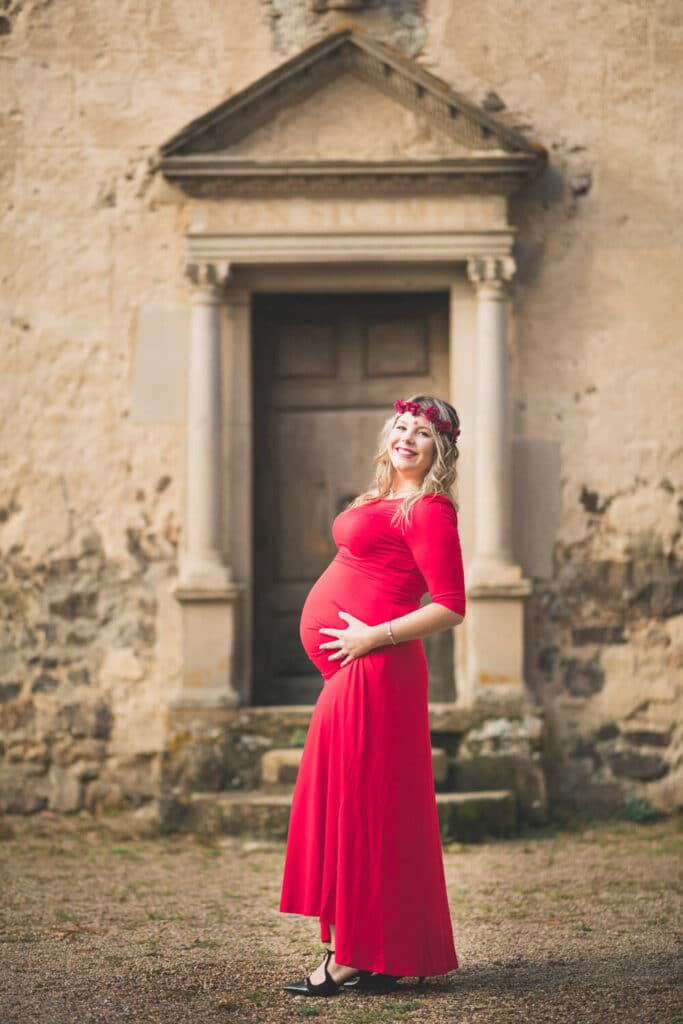 Sublimez votre grossesse artistique et rayonnez 3 photographe-grossesse-Loire-12