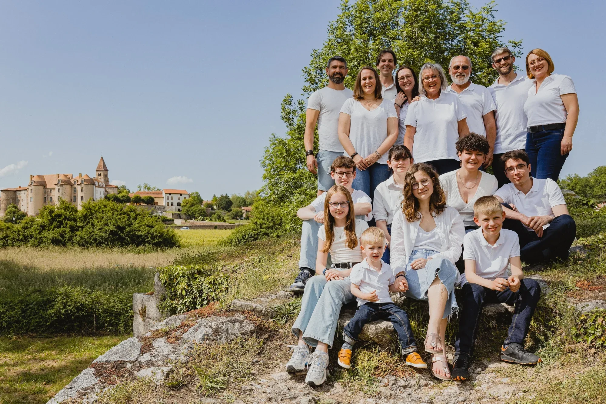 seance-photo-famille-saint-etienne.webp seance-photo-famille-saint-etienne.webp